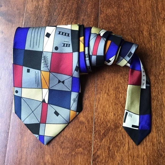 Vintage Guggenheim Museum 100% Silk Tie, Super Cool Abstract Design - Picture 2 of 11